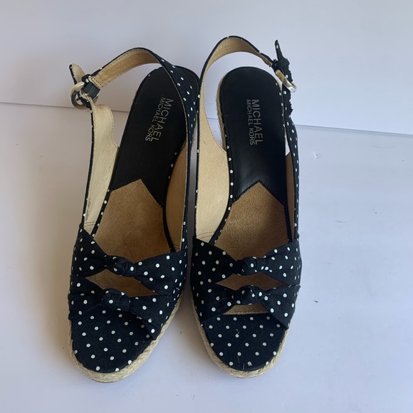Michael Kors 🛩 black white polka dot wedge 8.5M - Picture 9 of 15